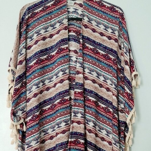 KISMET Light Boho Colorful Patterned Kimono Poncho Fringe Trim Southwestern OS - Picture 3 of 13